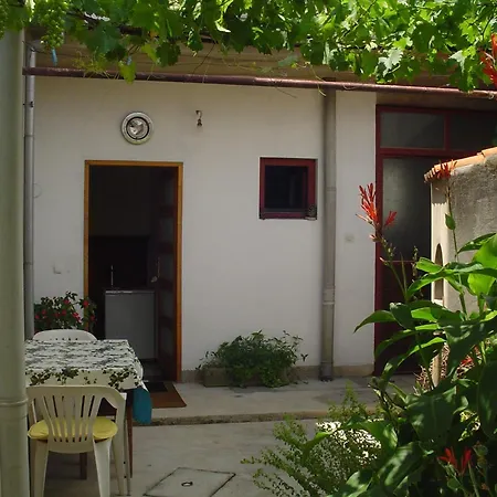By The Sea Pakostane, Biograd - 24548 פאקוסטאן